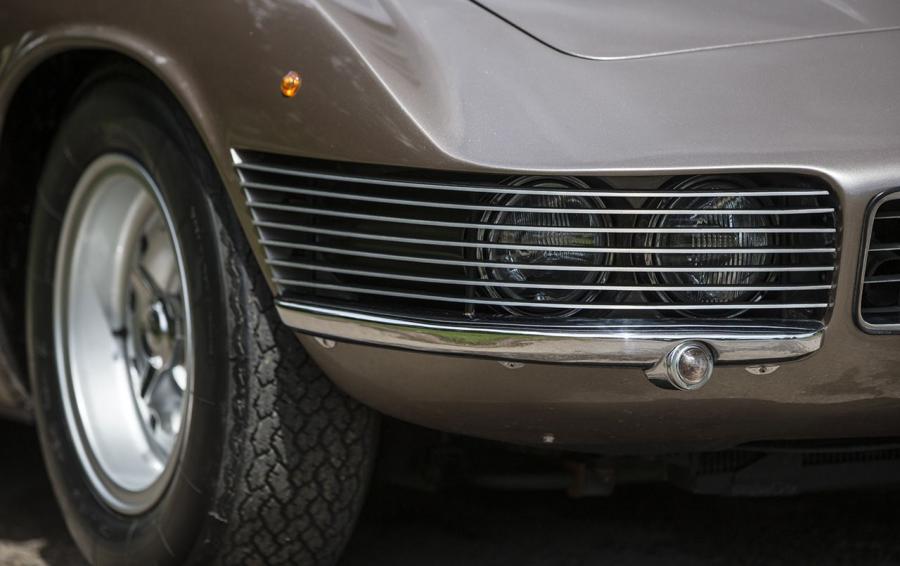 Детали экстерьера Ferrari 330 GT Shooting Brake (7963) 1968 года  (фото 17 из 53)